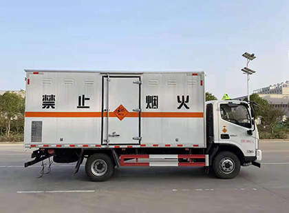 永平爆破器材运输车